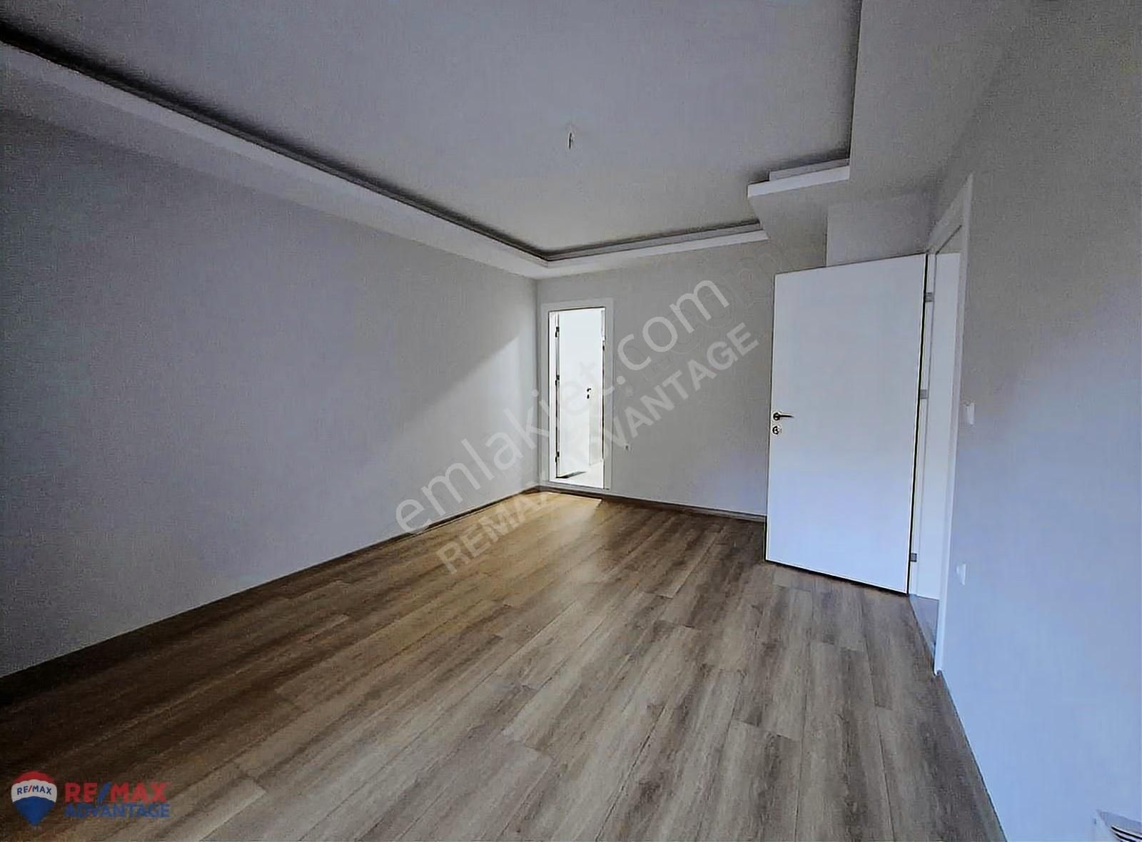 Remax Advantage'dan Özlüce Okullar Bölgesinde 3+1 Sıfır Daire - Görsel 15