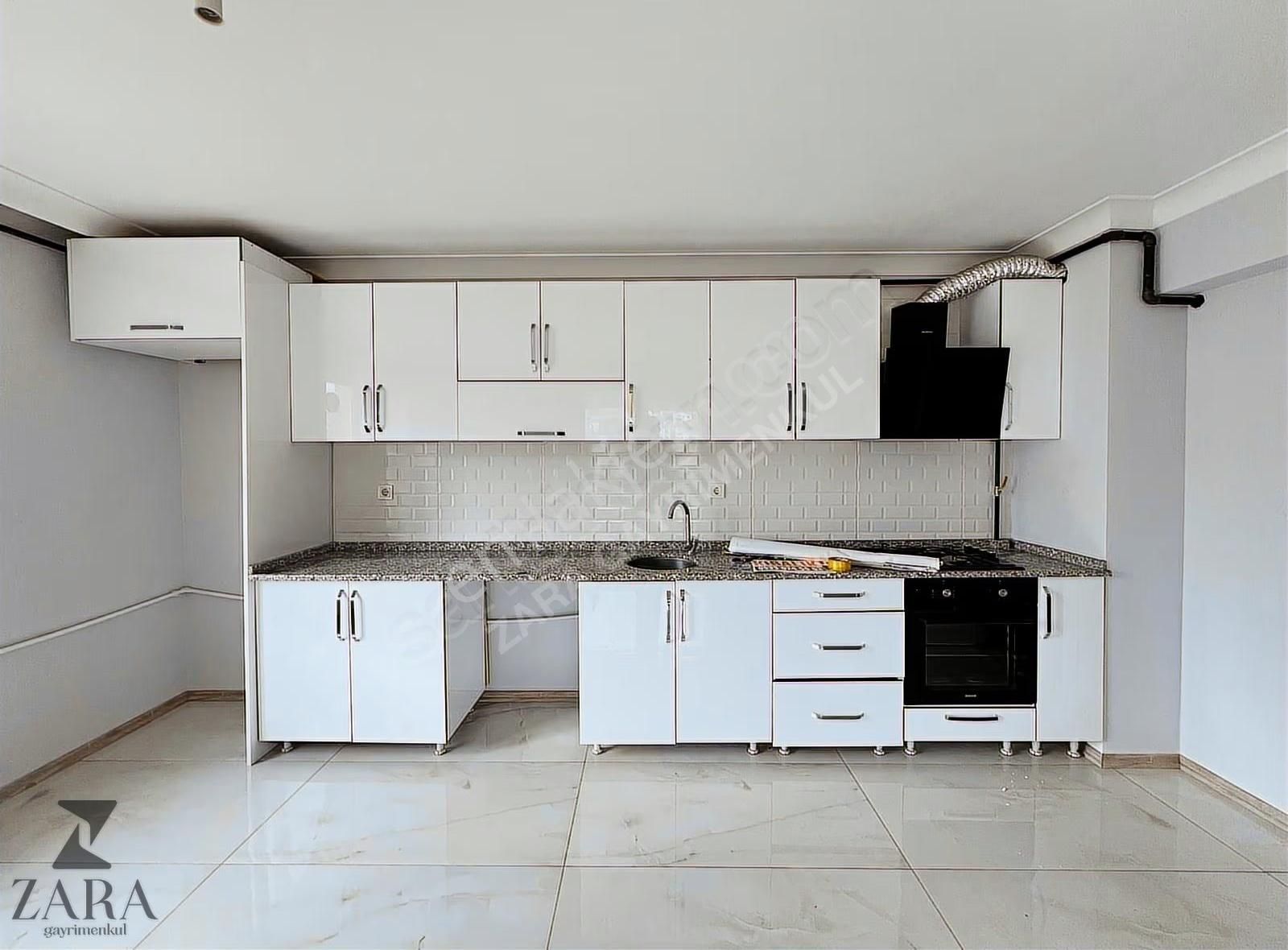 ▄zara▄n.ertaş Cd Üzeri Site'de 3+1 145m²ful Yapılı Kiralık Daire - Görsel 33