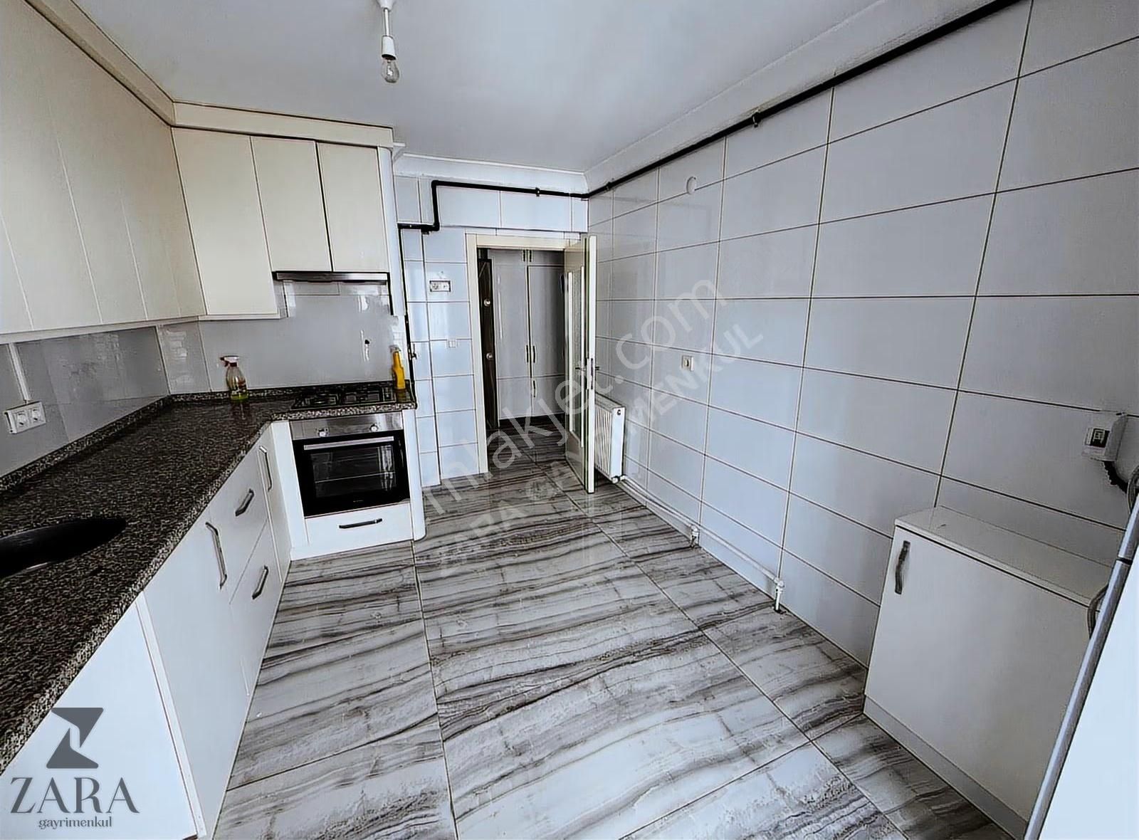 ▄zara▄ege Mh Natoyolu Cd Yakını.! 3+1 Ara Kat 140m² Fırsat Daire - Görsel 9
