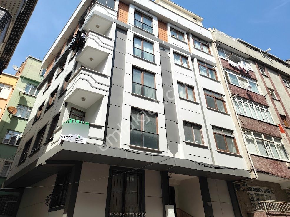 Yıldız Dan Hürriyette Güney Cephe Tek Daire Üzerine 3+1 Mükemmel Daire