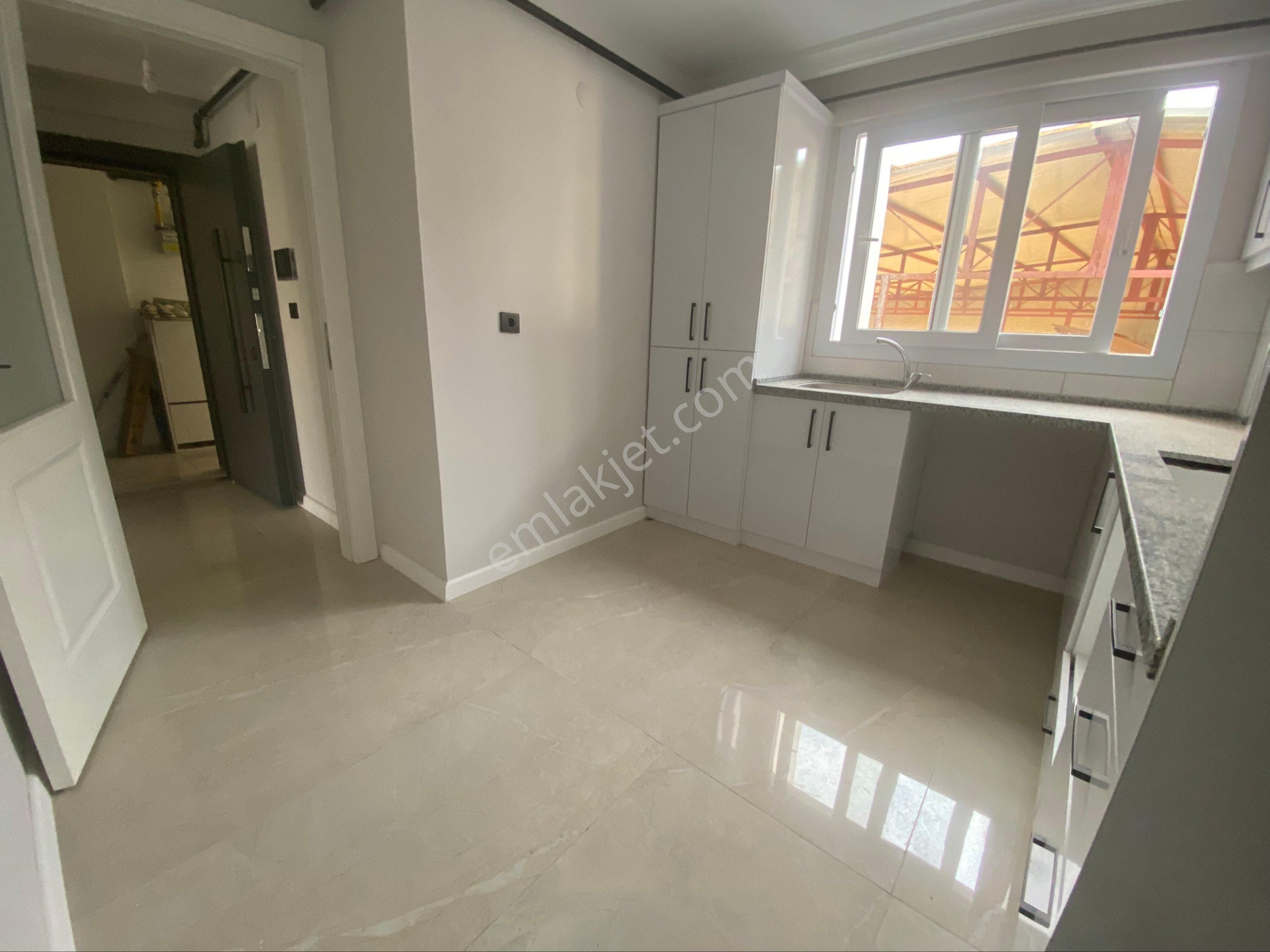 Kurtuluşda 3+1 Dubleks Daire - Görsel 17