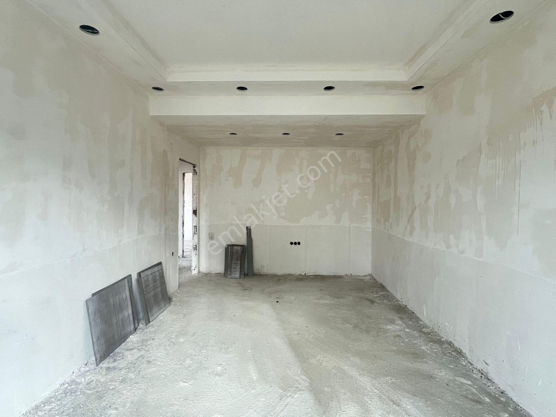 Yıldız Dan Cadde Üzerinde Sıfır Kredili Önü Açık Otoparklı Ara Kat Daire - Görsel 3