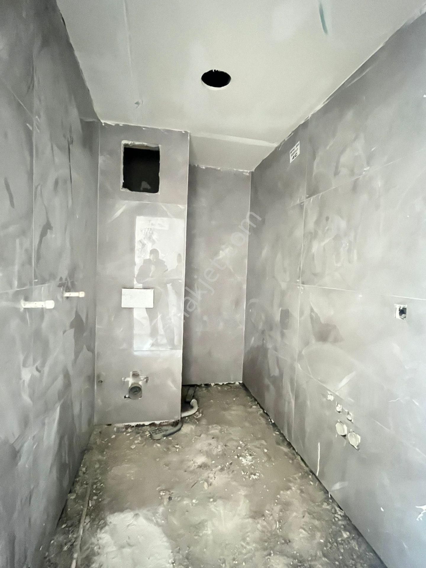 Yıldız Dan Cadde Üzerinde Sıfır Kredili Önü Açık Otoparklı Ara Kat Daire - Görsel 8