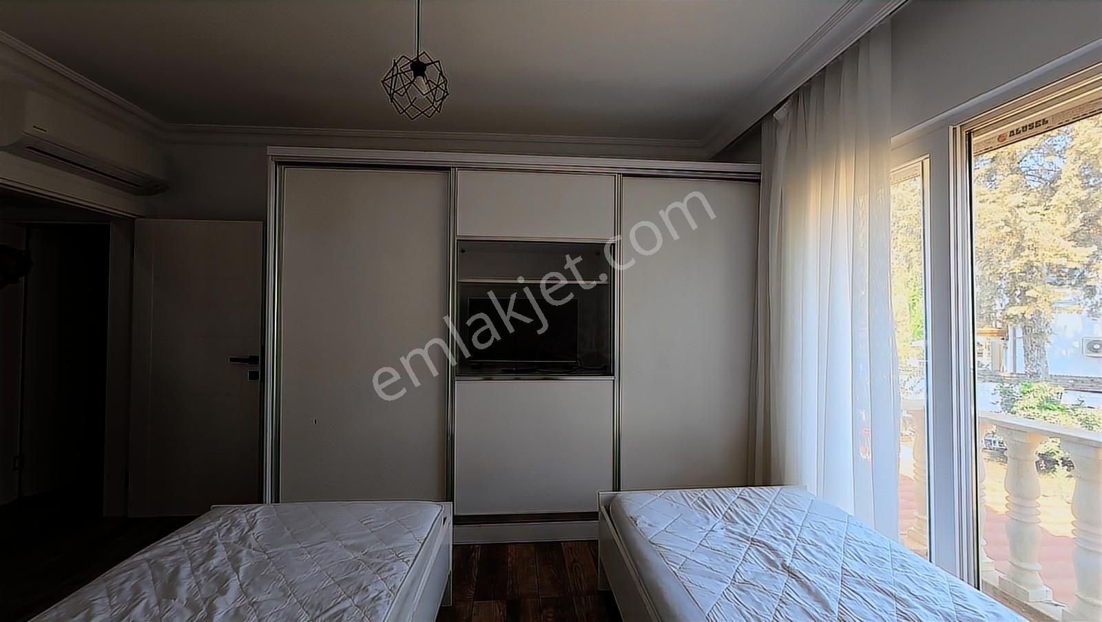 Kiriş'te Vatandaşlığa Uygun Havuzlu Sitede Satılık Villa - Görsel 6