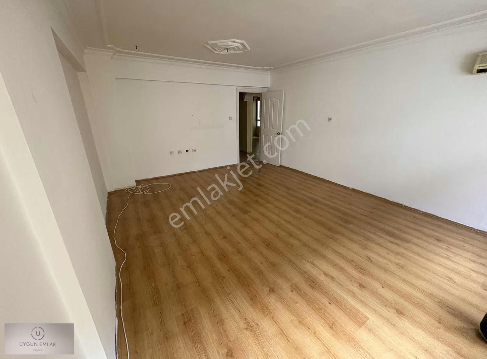 Buca Heykel Meydan Yakını 3+1 Ara Kat D.gazlı Kiralık Daire - Görsel 5