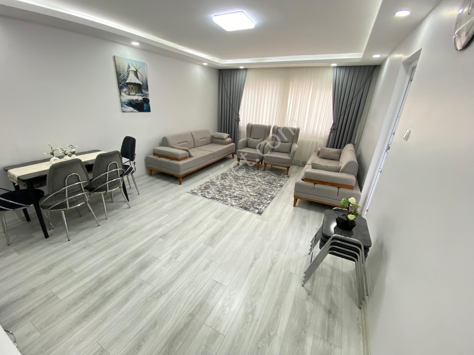 Yılmaz Gayrimenkulden Ultra Lüks Ful Yapılı Kacırılmayacak 3+1 Fırsat Dairesi 3.350.000 Tl - Görsel 2