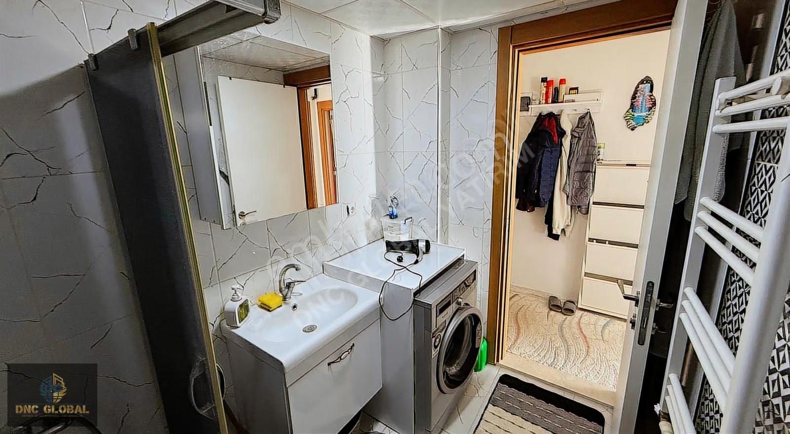 Manisa Muradiye Mah. Satılık 2+1 Açık Mutfak 75m² Daire - Görsel 8