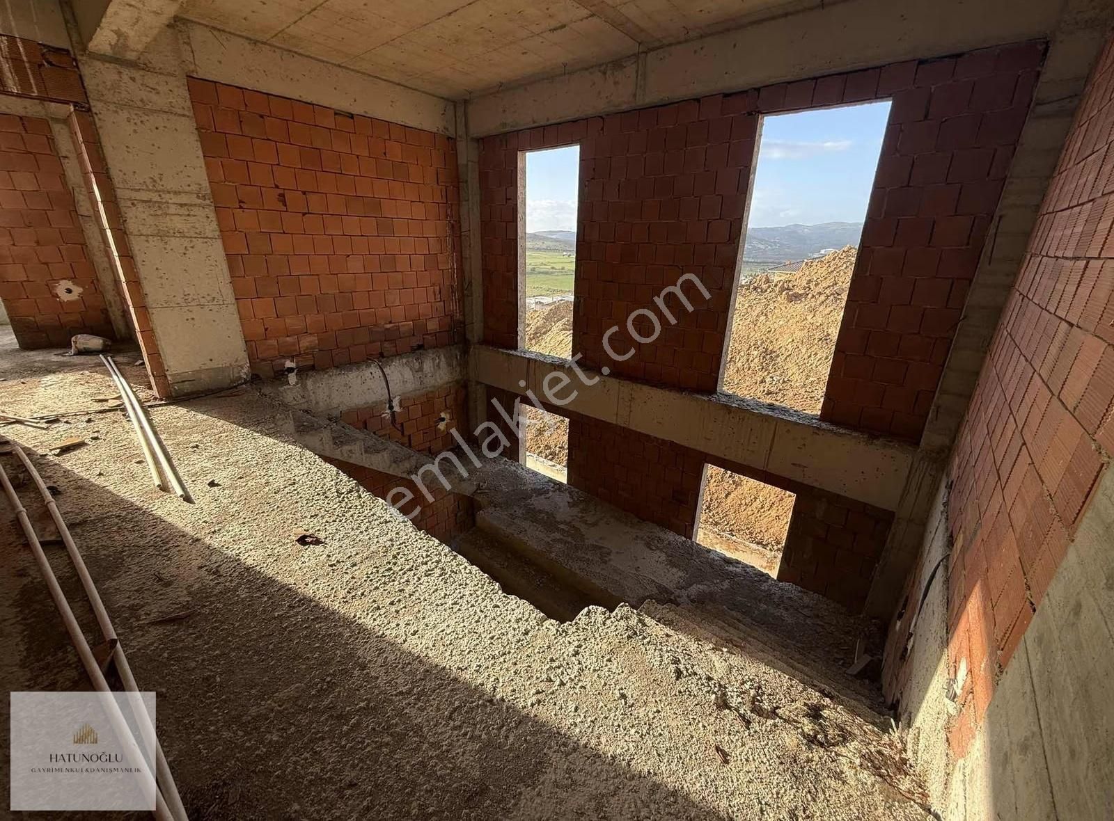 Hatunoğlu'ndan Satılık Foçaköy'de 7+1 Tripleks Villa - Görsel 8