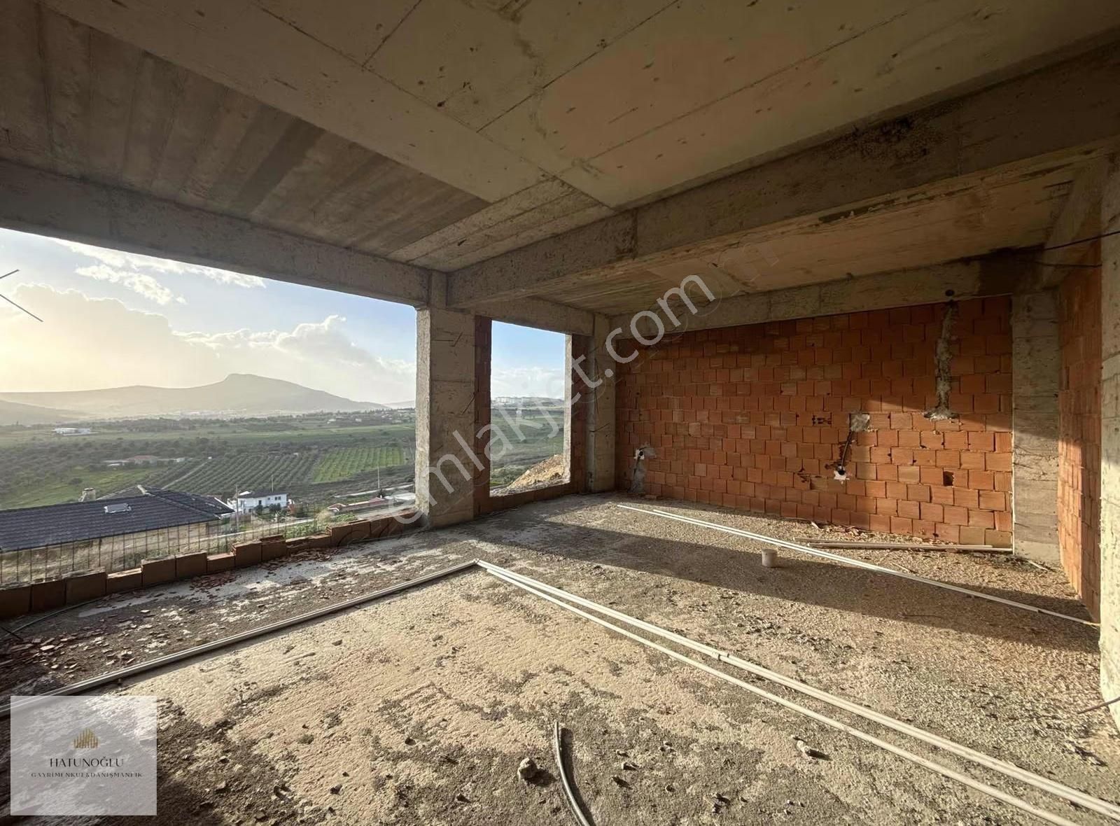 Hatunoğlu'ndan Satılık Foçaköy'de 7+1 Tripleks Villa - Görsel 5