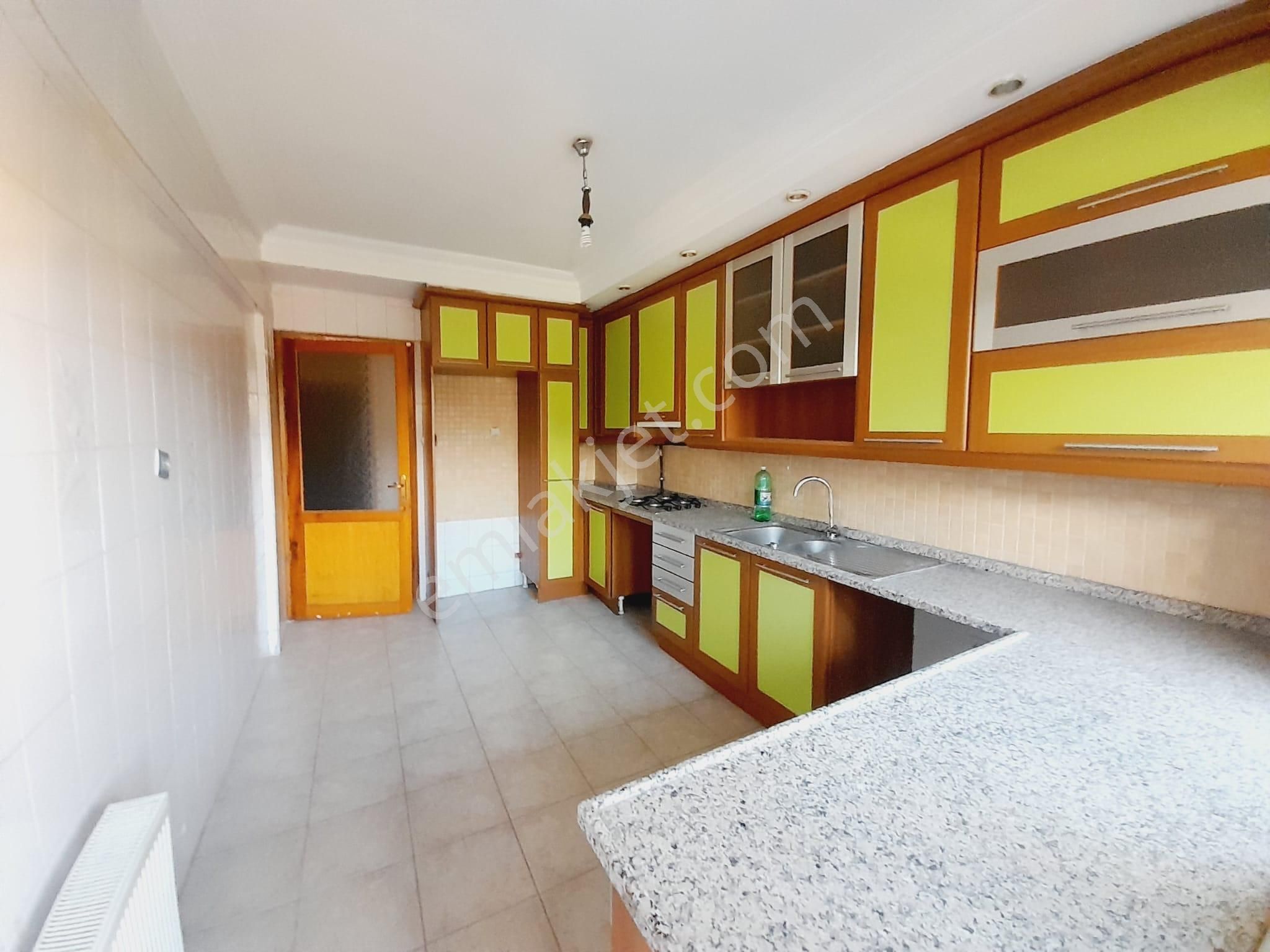 Kaan Emlaktan Kınıklı Bursa Caddesine Yakın Arakat 3+1 Öncephe Depozitosuz Daire - Görsel 20