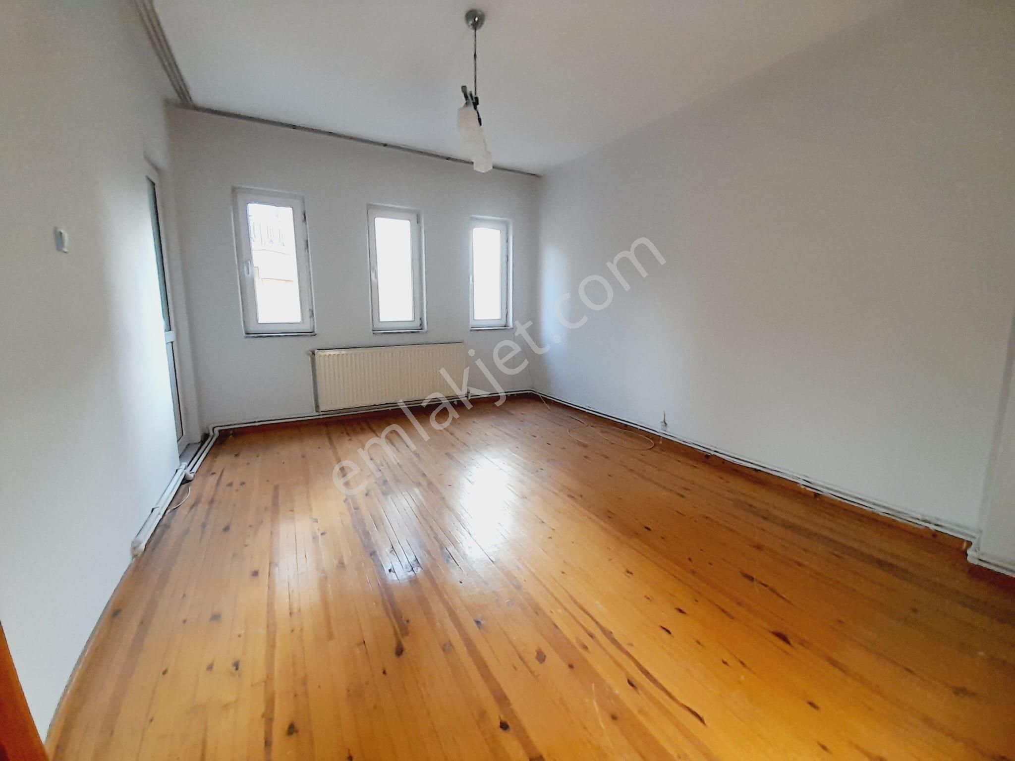 Kaan Emlaktan Kınıklı Bursa Caddesine Yakın Arakat 3+1 Öncephe Depozitosuz Daire - Görsel 24