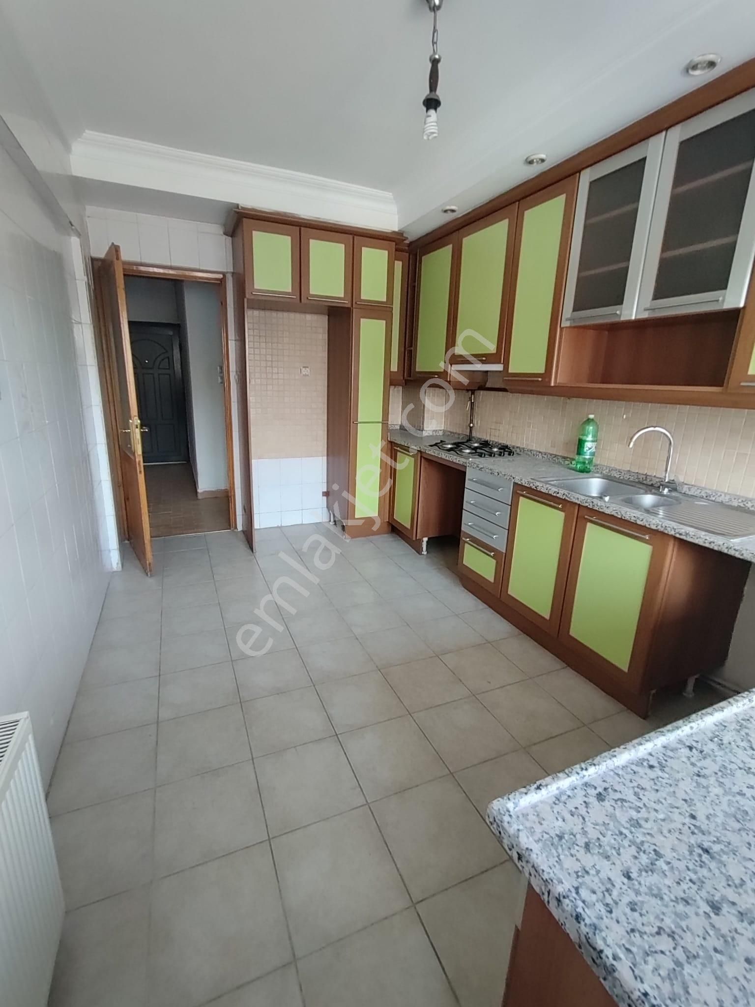 Kaan Emlaktan Kınıklı Bursa Caddesine Yakın Arakat 3+1 Öncephe Depozitosuz Daire - Görsel 13