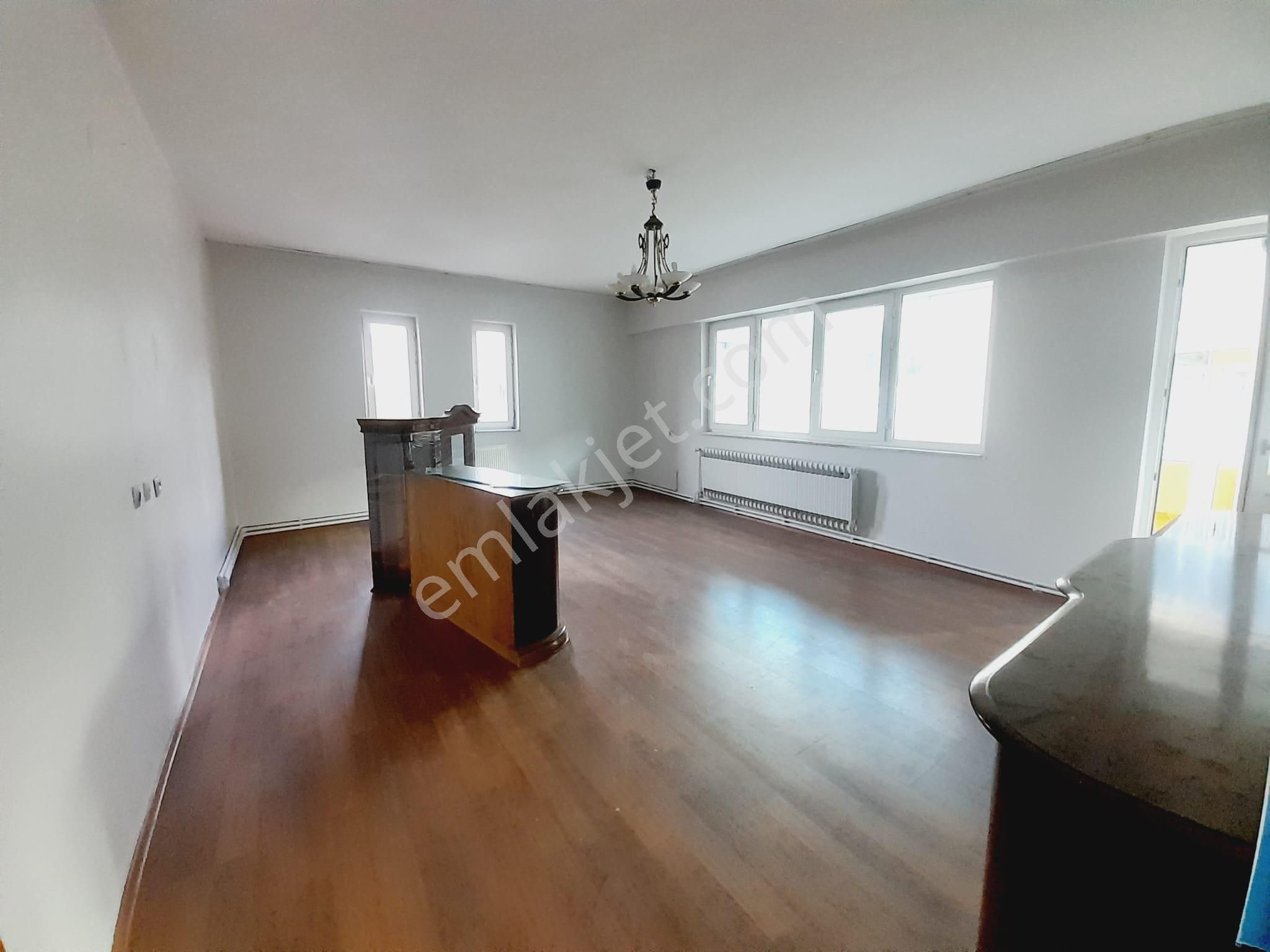 Kaan Emlaktan Kınıklı Bursa Caddesine Yakın Arakat 3+1 Öncephe Depozitosuz Daire - Görsel 27