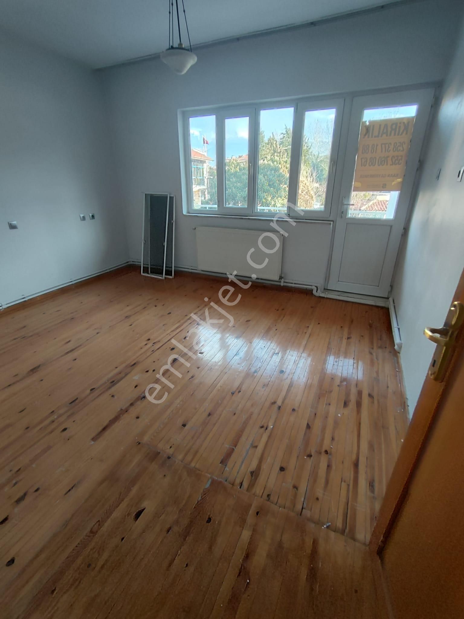 Kaan Emlaktan Kınıklı Bursa Caddesine Yakın Arakat 3+1 Öncephe Depozitosuz Daire - Görsel 10