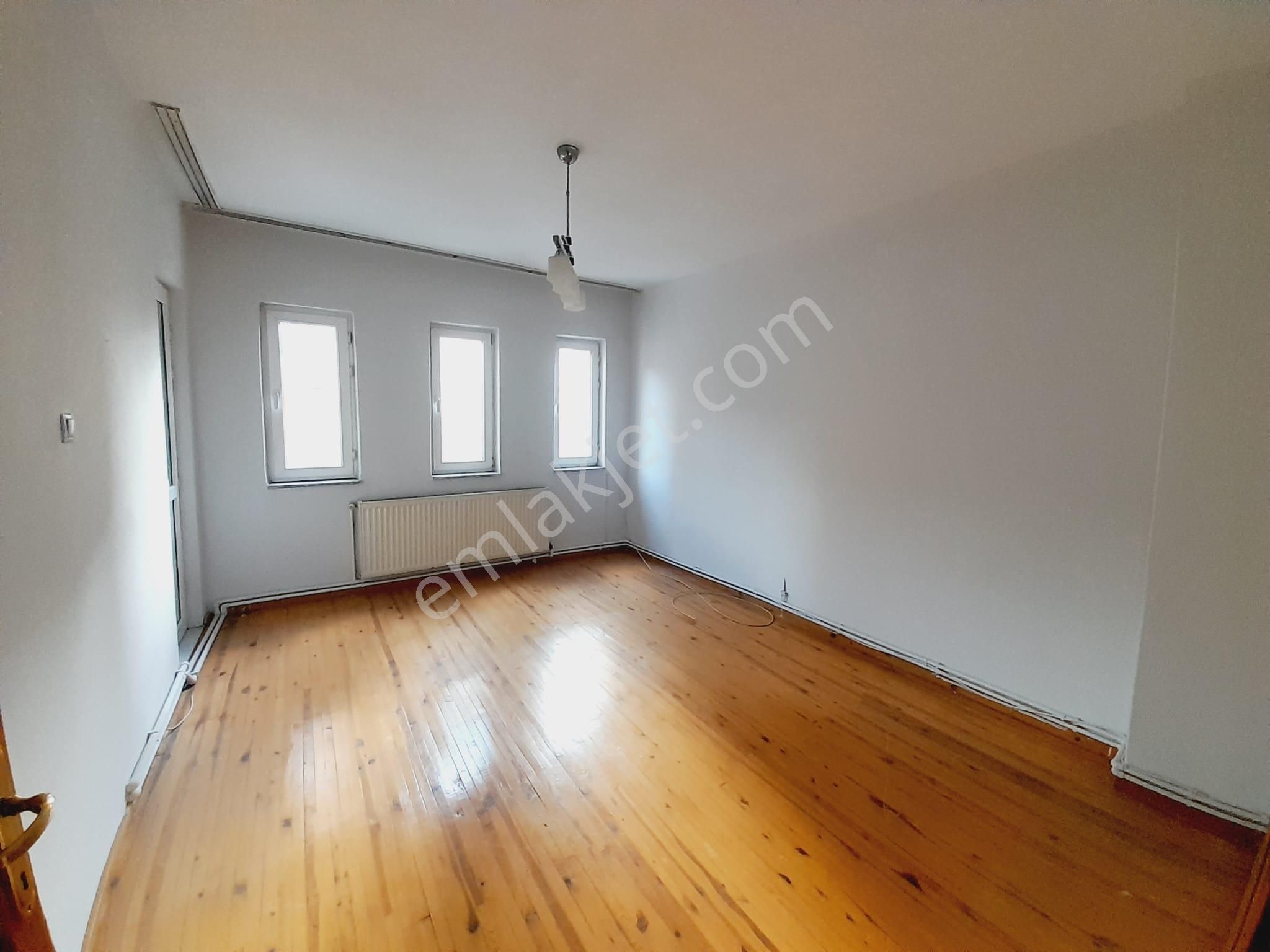 Kaan Emlaktan Kınıklı Bursa Caddesine Yakın Arakat 3+1 Öncephe Depozitosuz Daire - Görsel 25