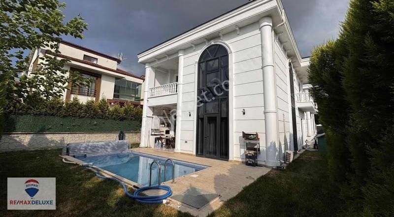 Kartepe Fsm'de Satılık 4+1 Havuzlu Lüks Müstakil Kiralık Villa - Görsel 8