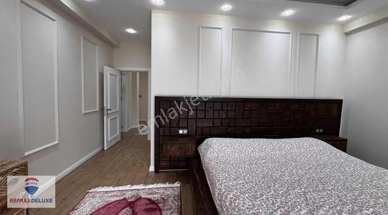 Kartepe Fsm'de Satılık 4+1 Havuzlu Lüks Müstakil Kiralık Villa - Görsel 3