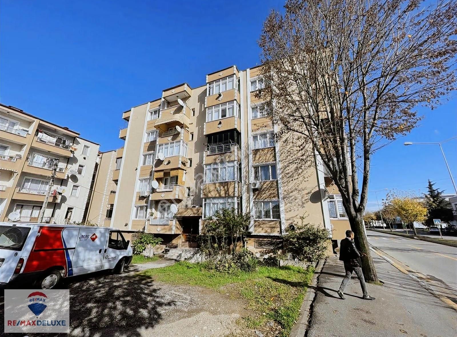 Adapazarı Merkez'de Satılık 3+1 Arakat Daire - Görsel 14