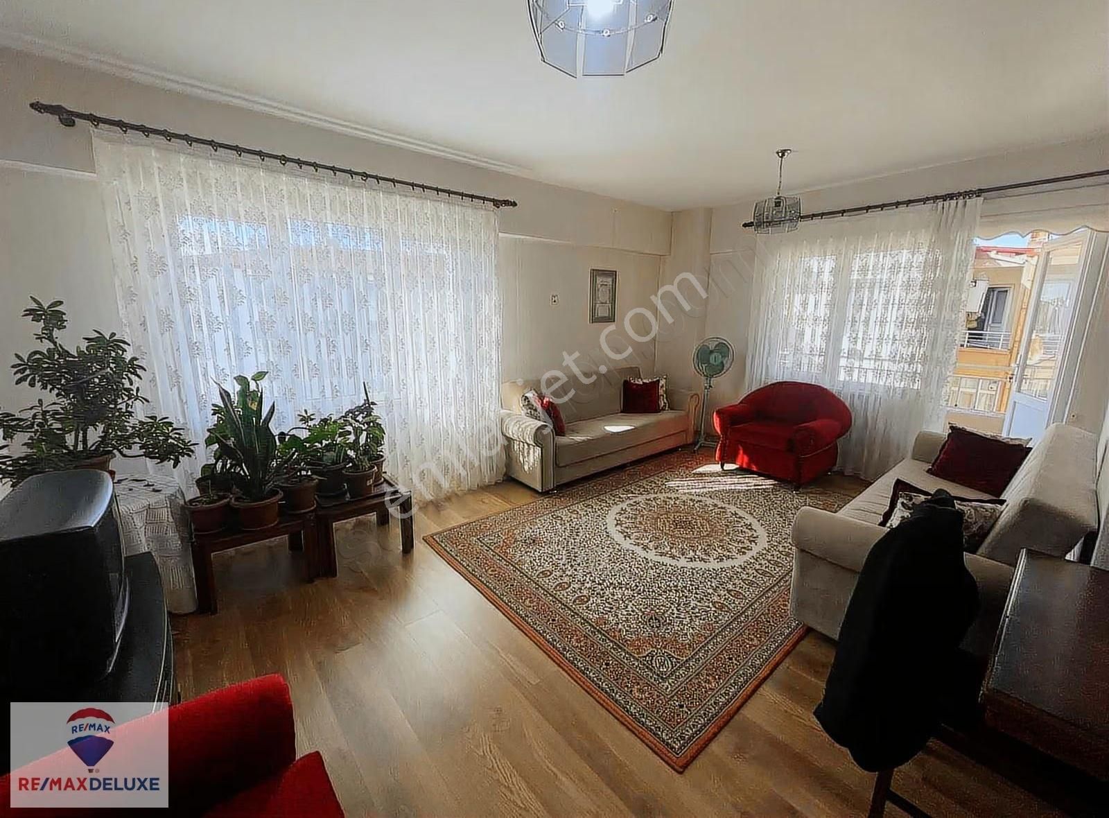 Adapazarı Merkez'de Satılık 3+1 Arakat Daire - Görsel 6