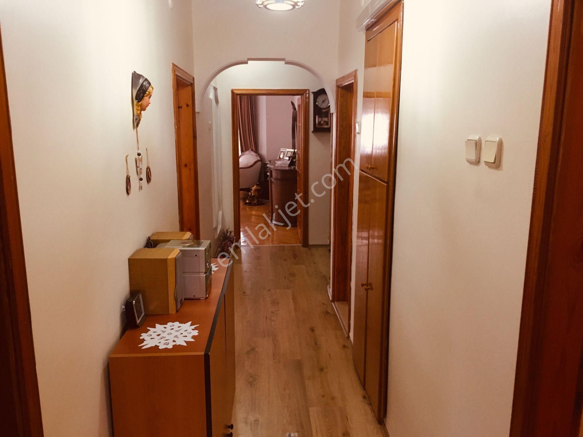 Barış Mahallesi Yıldız Bilge Sitesi İçerisinde 3+1 Kombili Daire - Görsel 9