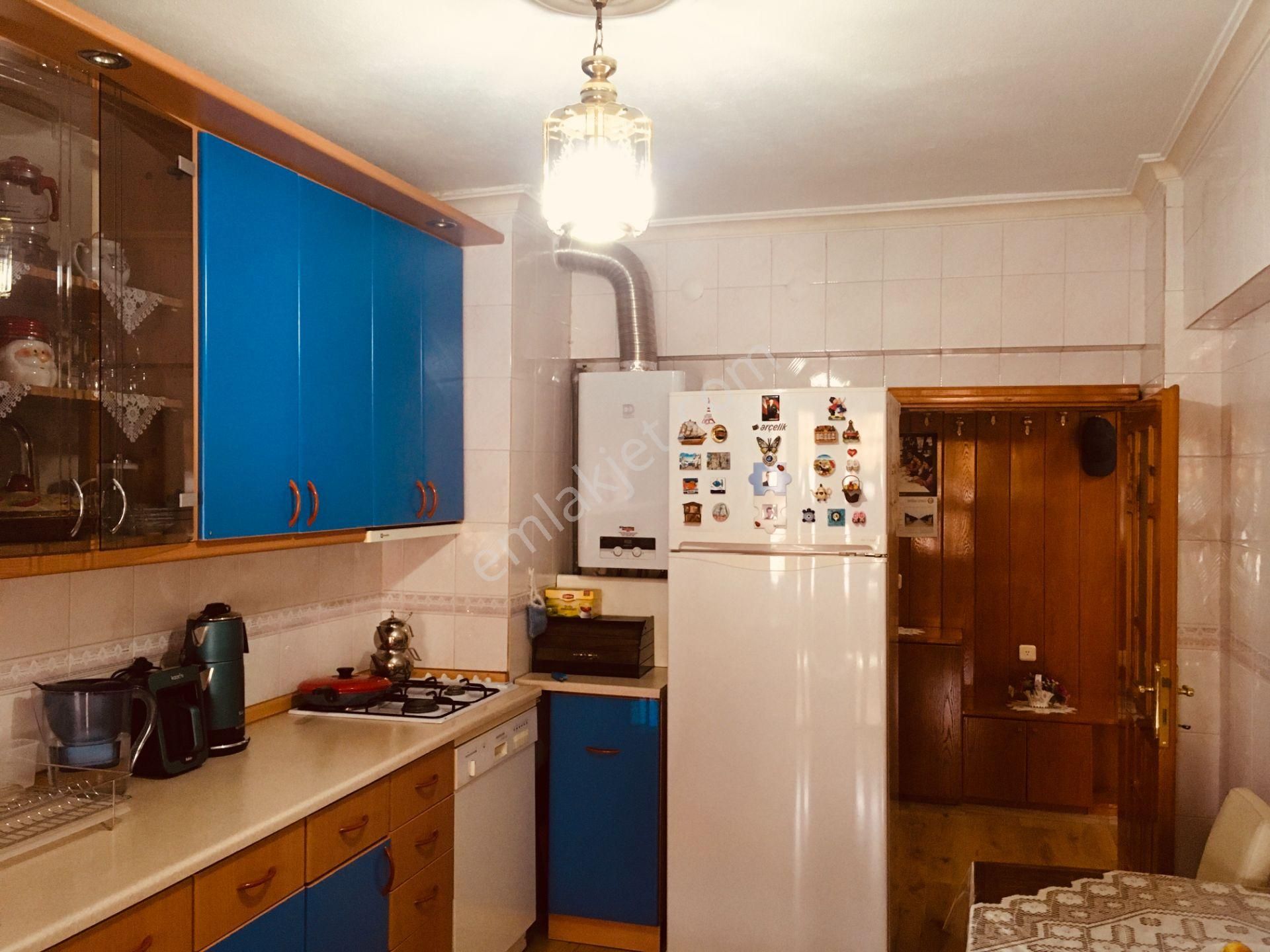 Barış Mahallesi Yıldız Bilge Sitesi İçerisinde 3+1 Kombili Daire - Görsel 3