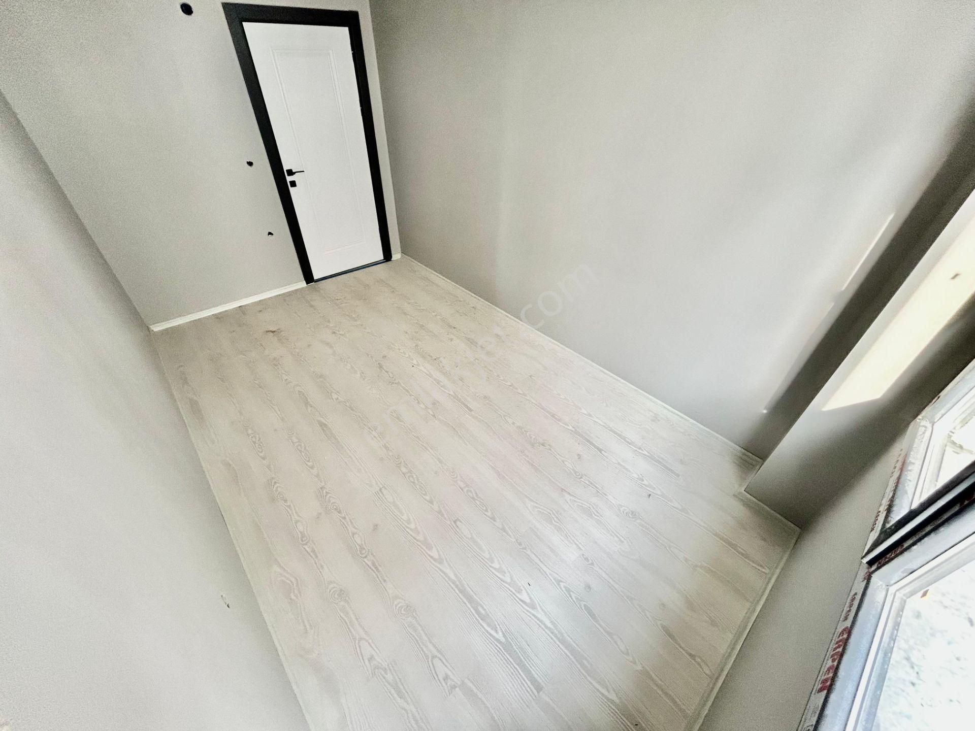 Yüksel'den Kadıköy'de Ayrı Mutfak Ebv. Banyolu Arakat 3+1 Satılık Daire - Görsel 12