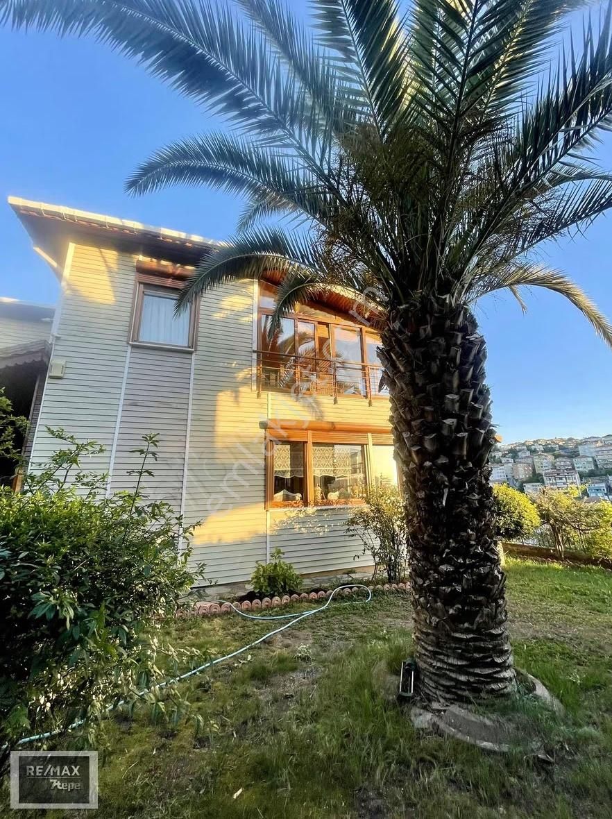 Beykoz - Göksu'da Satılık Boğaz Manzaralı Müstakil Villa