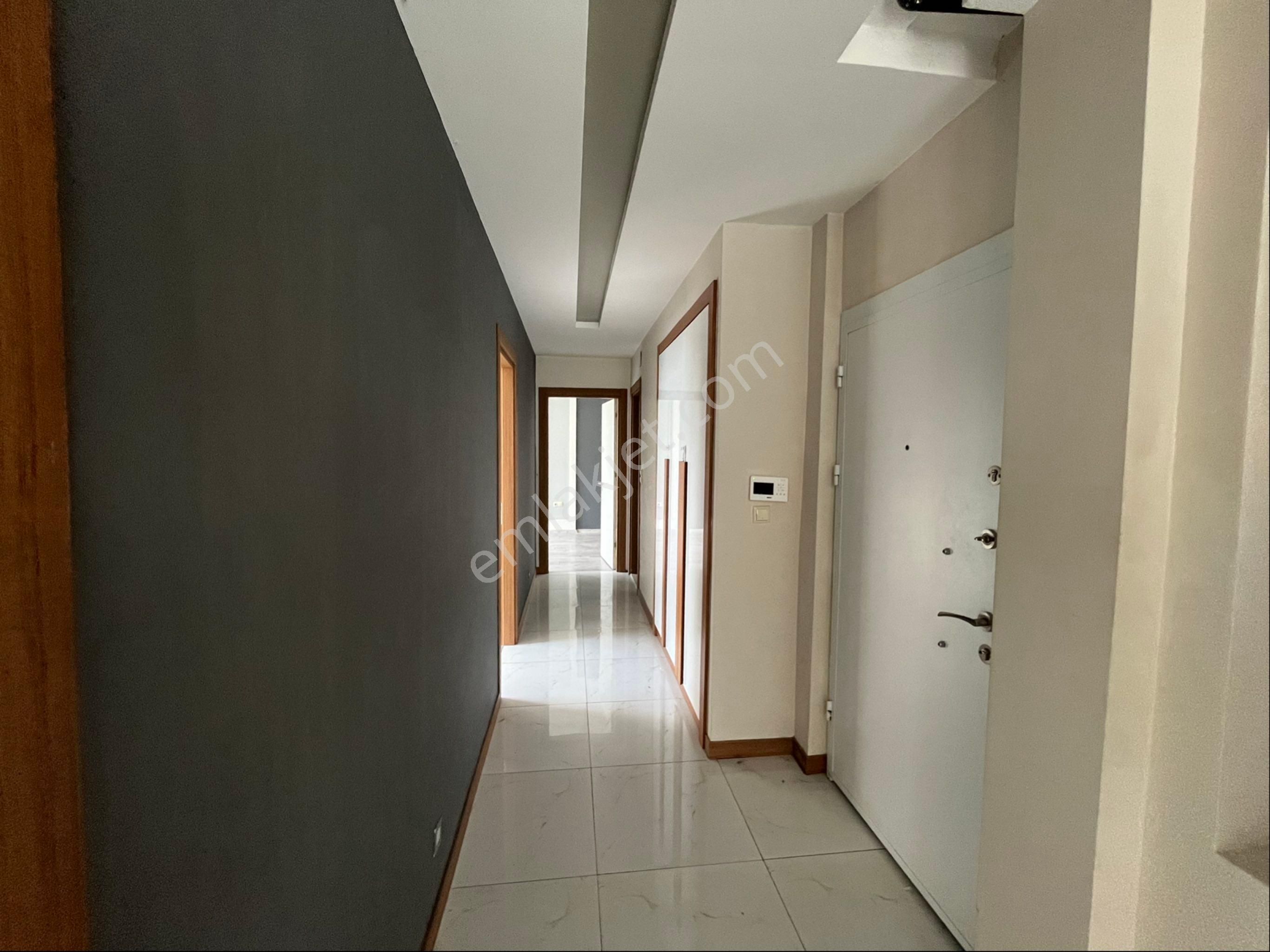 100. Yıl Diş Hastanesi Civarı Kombili Satılık Daire - Görsel 13