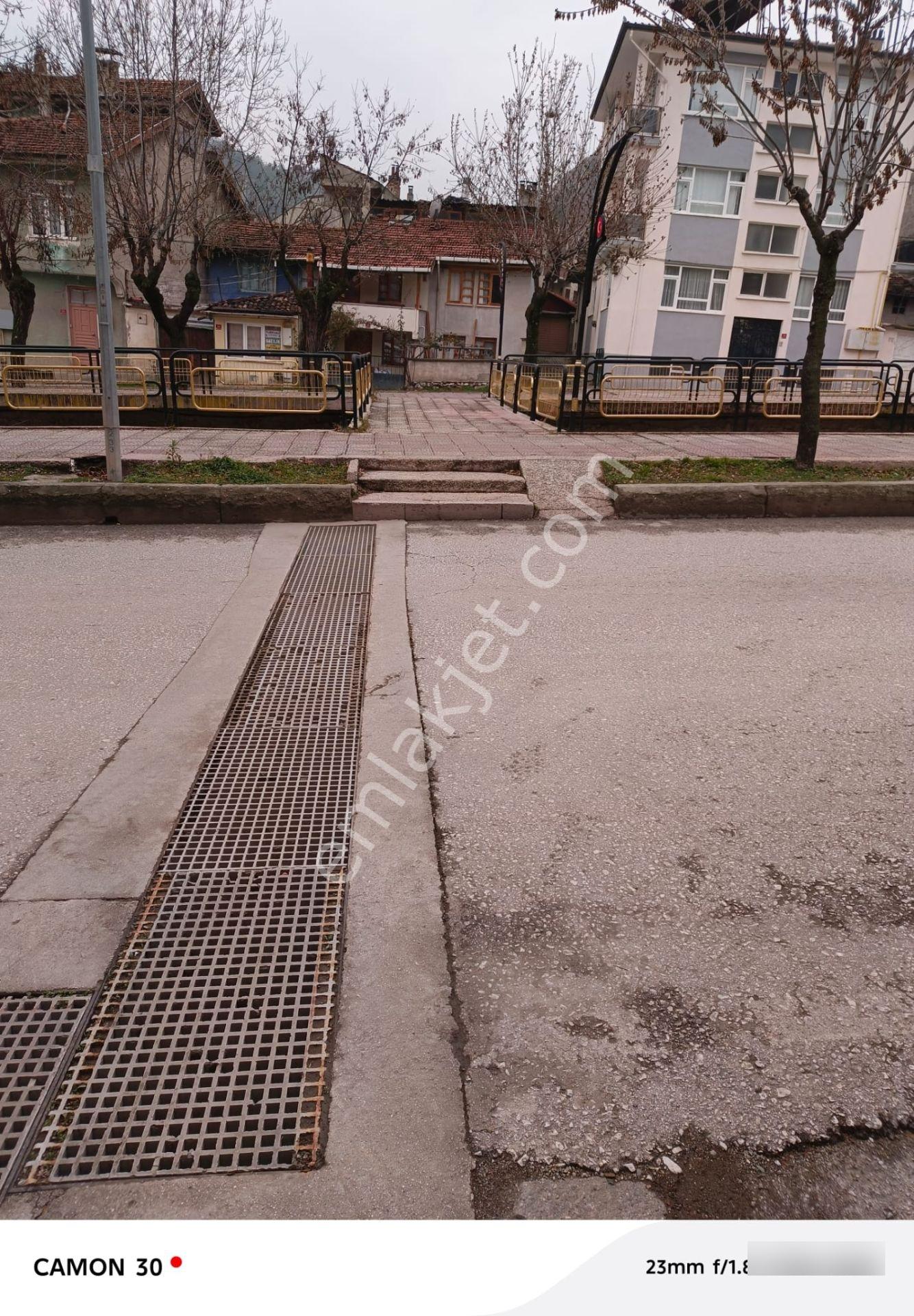 Şeh Mahallesinde Ana Cad.satılık Daire - Görsel 15