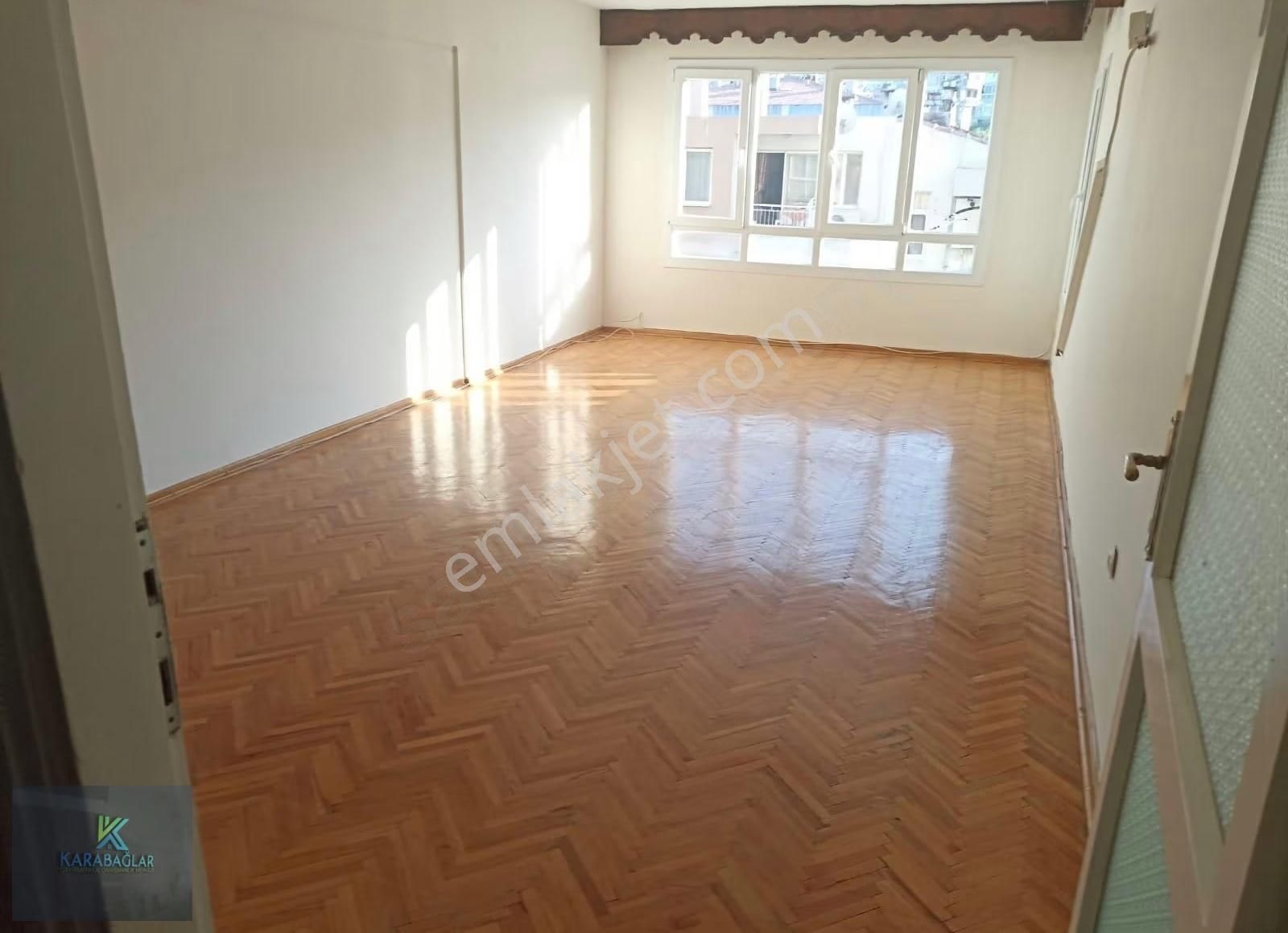 !!acil!! Üçkuyular F.altay'da 3+1 Arakat Asansörlü Satılık Daire