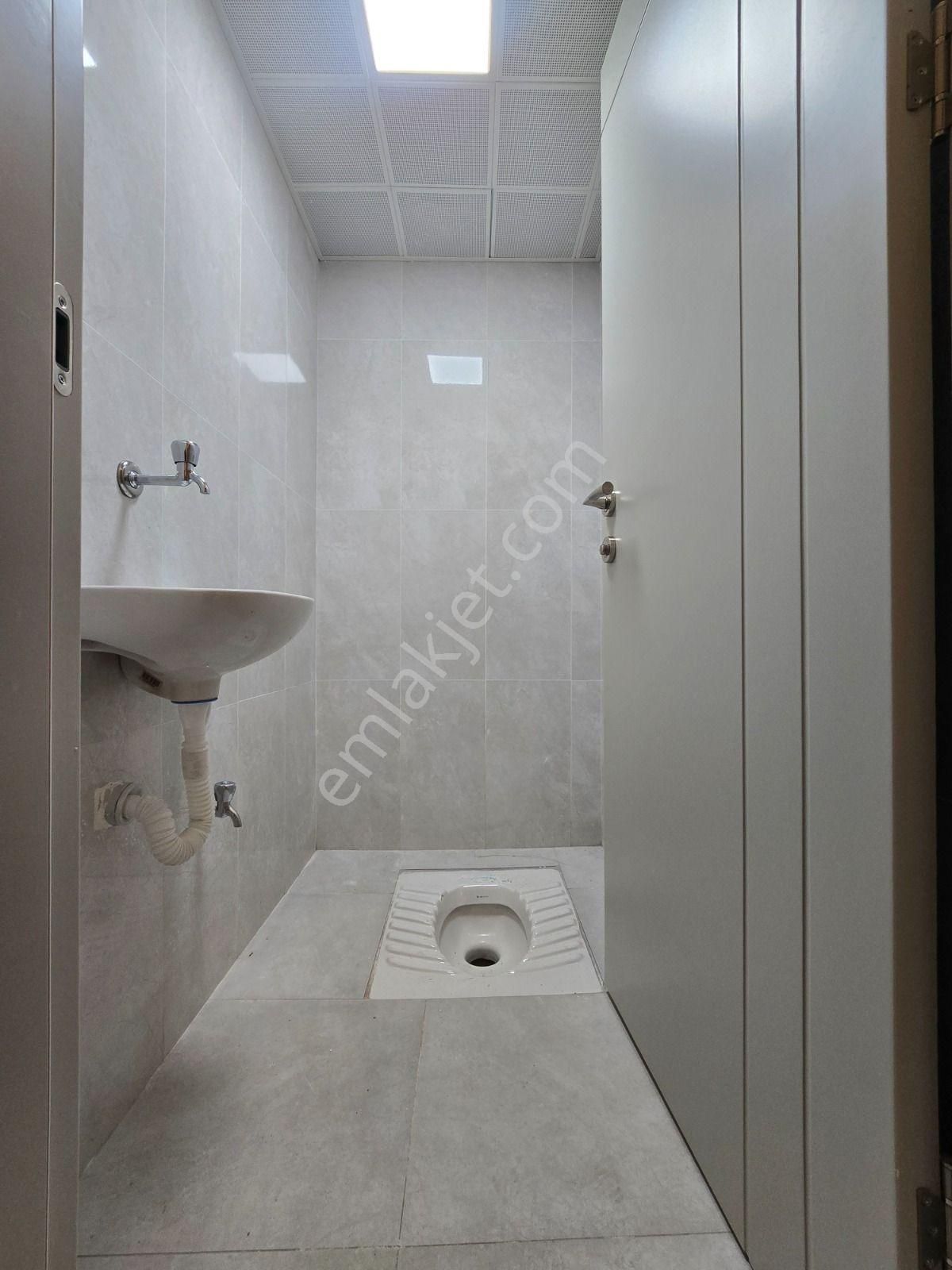 İstasyon Mah Satılık 2+1 Asansörlü Kilerli Sıfır Ön Cephe Daire - Görsel 26