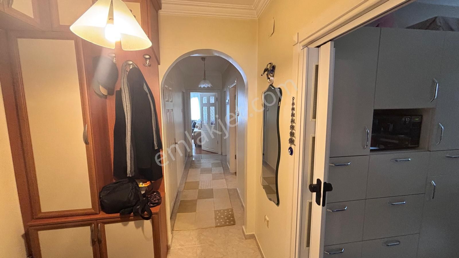 Barış Mahallesinde Site İçerisinde 3+1 Kombili Daire - Görsel 5