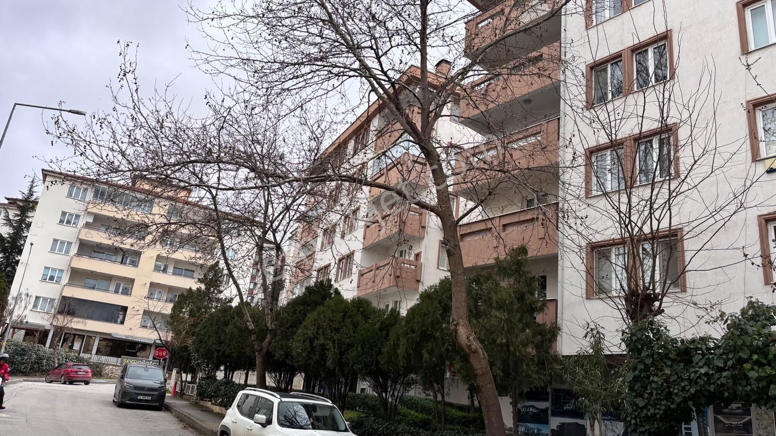 Barış Mahallesinde Site İçerisinde 3+1 Kombili Daire - Görsel 16