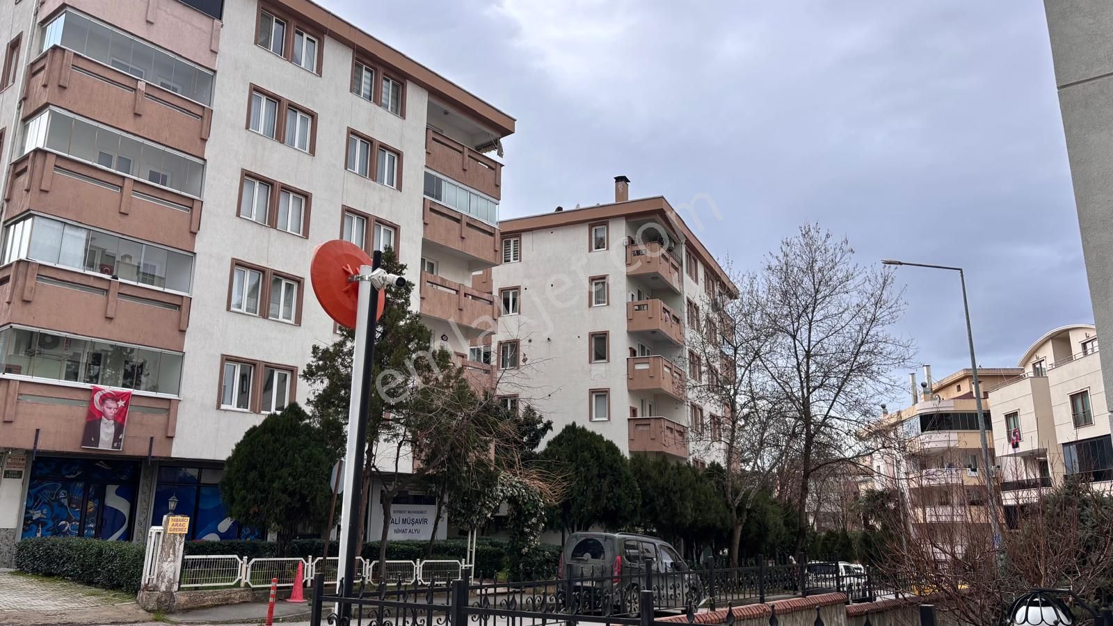 Barış Mahallesinde Site İçerisinde 3+1 Kombili Daire - Görsel 17