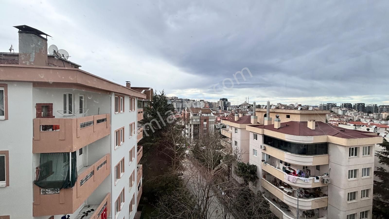 Barış Mahallesinde Site İçerisinde 3+1 Kombili Daire - Görsel 24