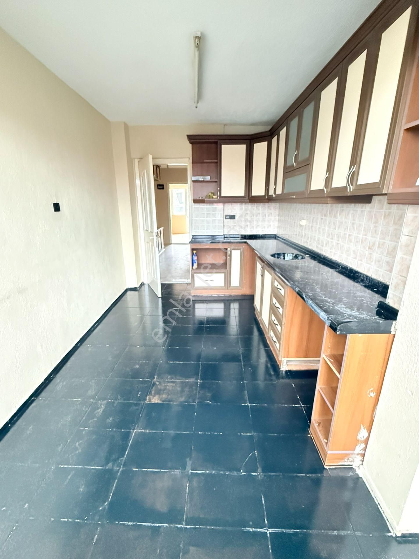 Lider'den Pınarbaşı Mah. Arakat Geniş Ferah 3+1 Kiralık Daire - Görsel 3