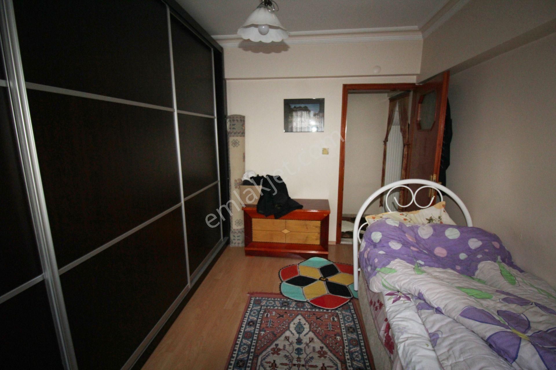 Krc'den Harika Lokasyonda 3+1 Ön Cephe Satılık Daire - Görsel 10