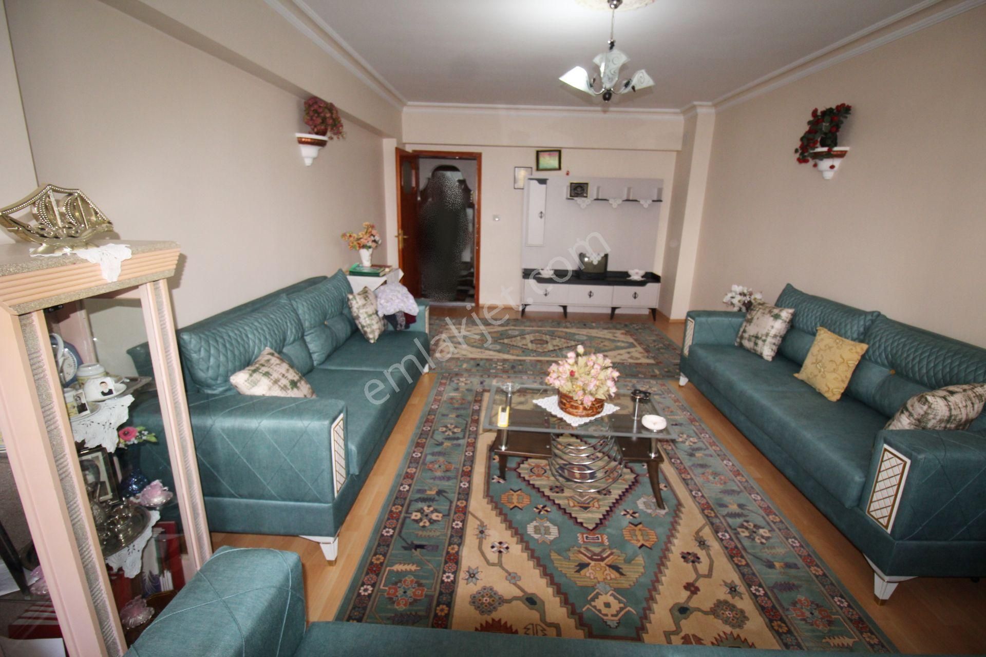 Krc'den Harika Lokasyonda 3+1 Ön Cephe Satılık Daire - Görsel 2