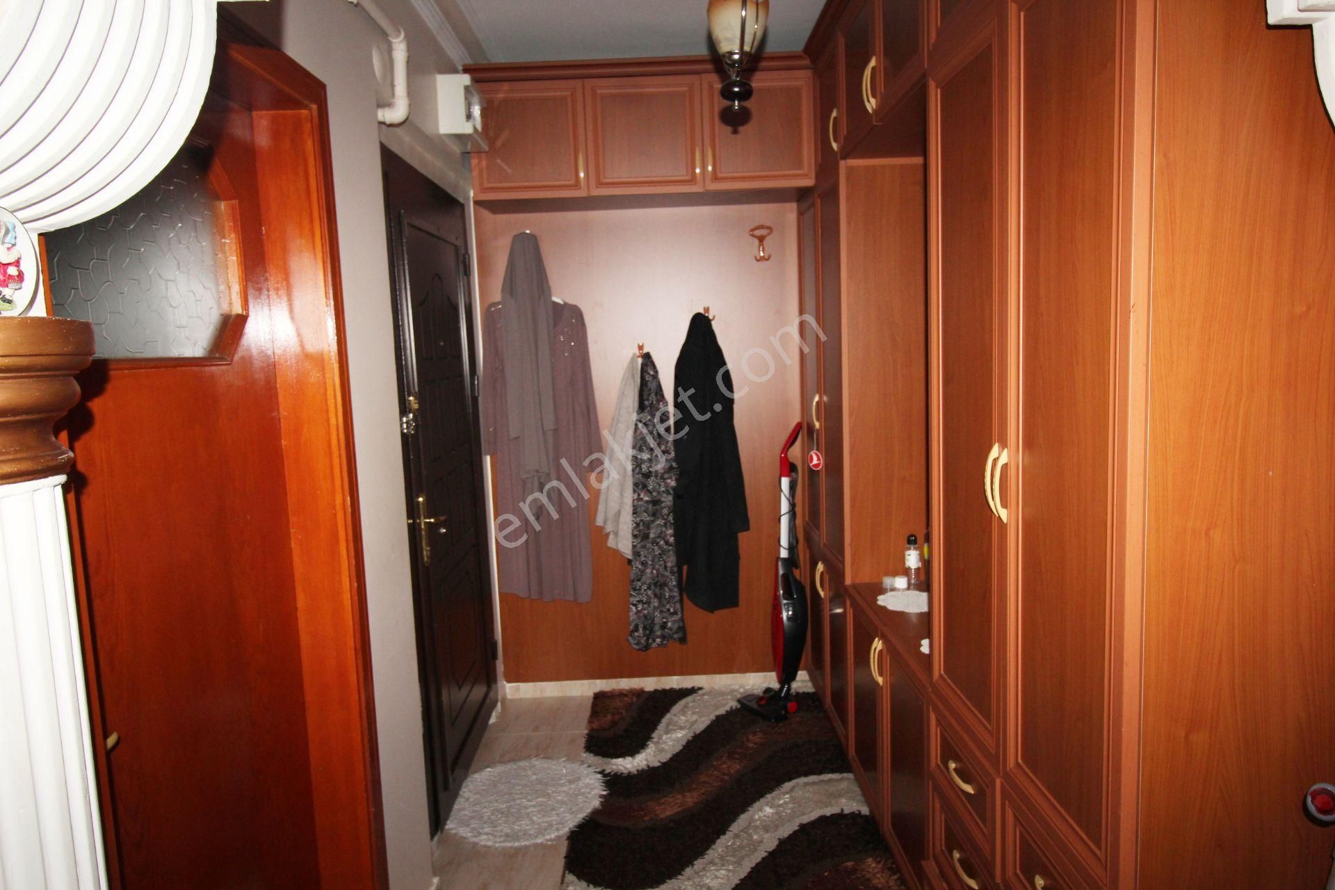 Krc'den Harika Lokasyonda 3+1 Ön Cephe Satılık Daire - Görsel 13