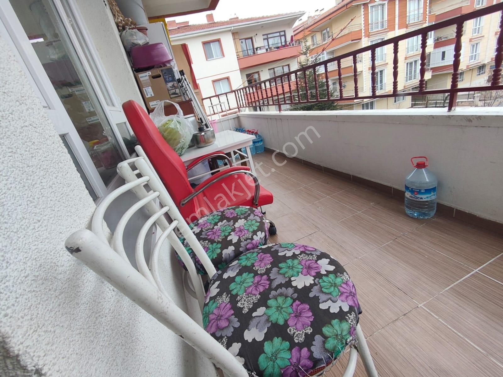 Yılmaz Gayrimenkulden Önü Acık Park Cephe Köşe Başı Kacırılmayacak 3+1 Fırsat Dairesi - Görsel 35