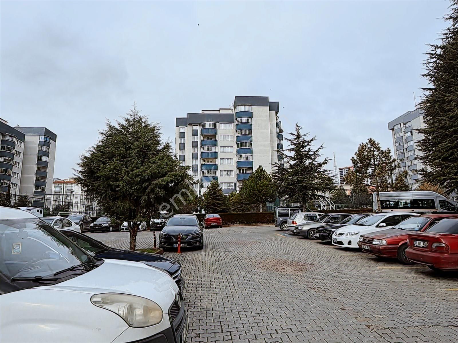 Yenimahalle Atada 7 24 Güvenlikli Merkezi Konumda Satılık Daire - Görsel 28