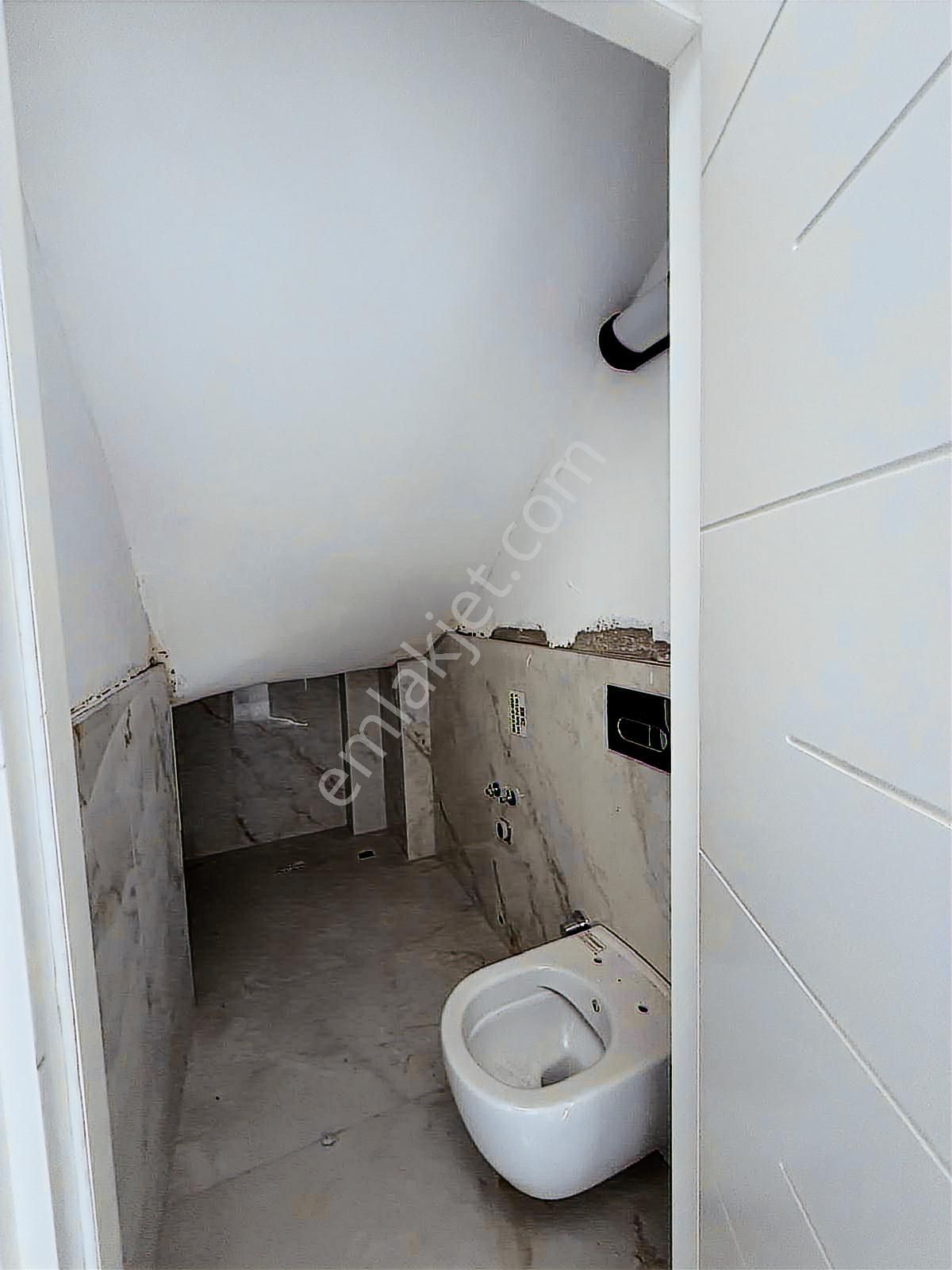 Turyap'tan Cadde Üstü Satılık Sıfır 4+1 Triplex Villa - Görsel 8