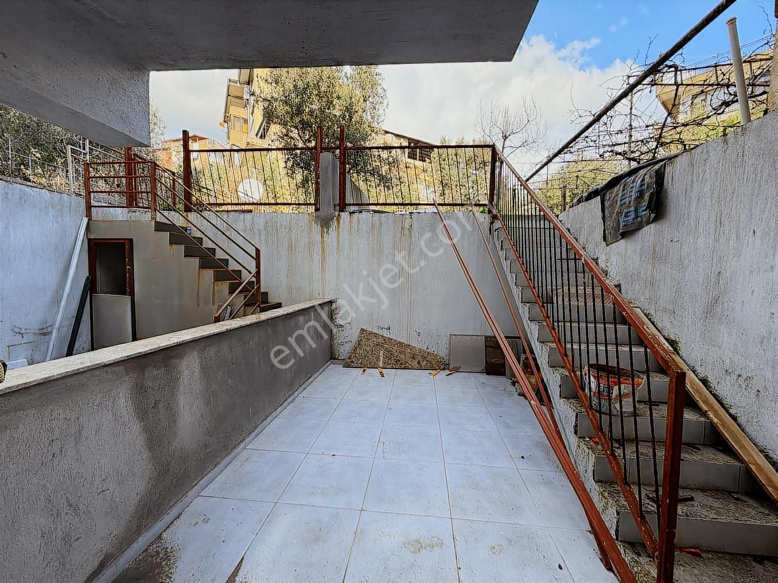 Turyap'tan Cadde Üstü Satılık Sıfır 4+1 Triplex Villa - Görsel 23