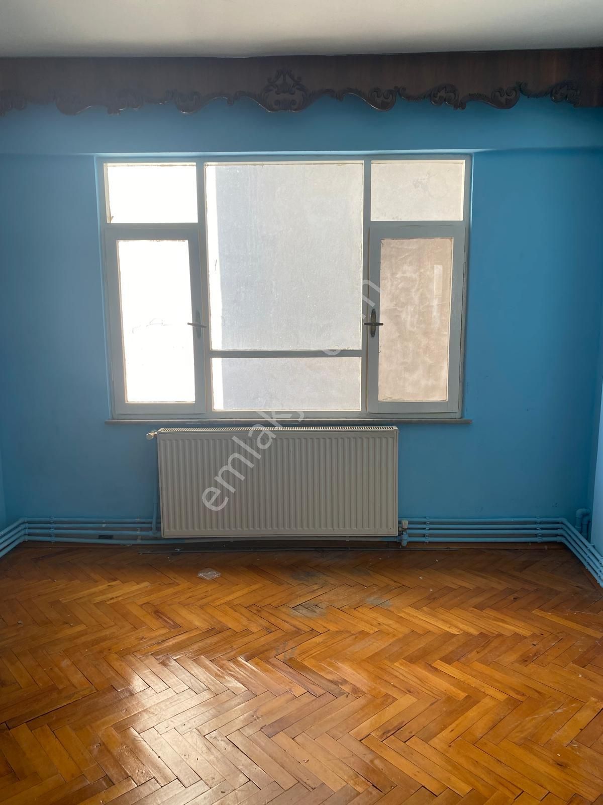 Lise Caddesinde Kiralık Daire Enes Emlaktan - Görsel 3