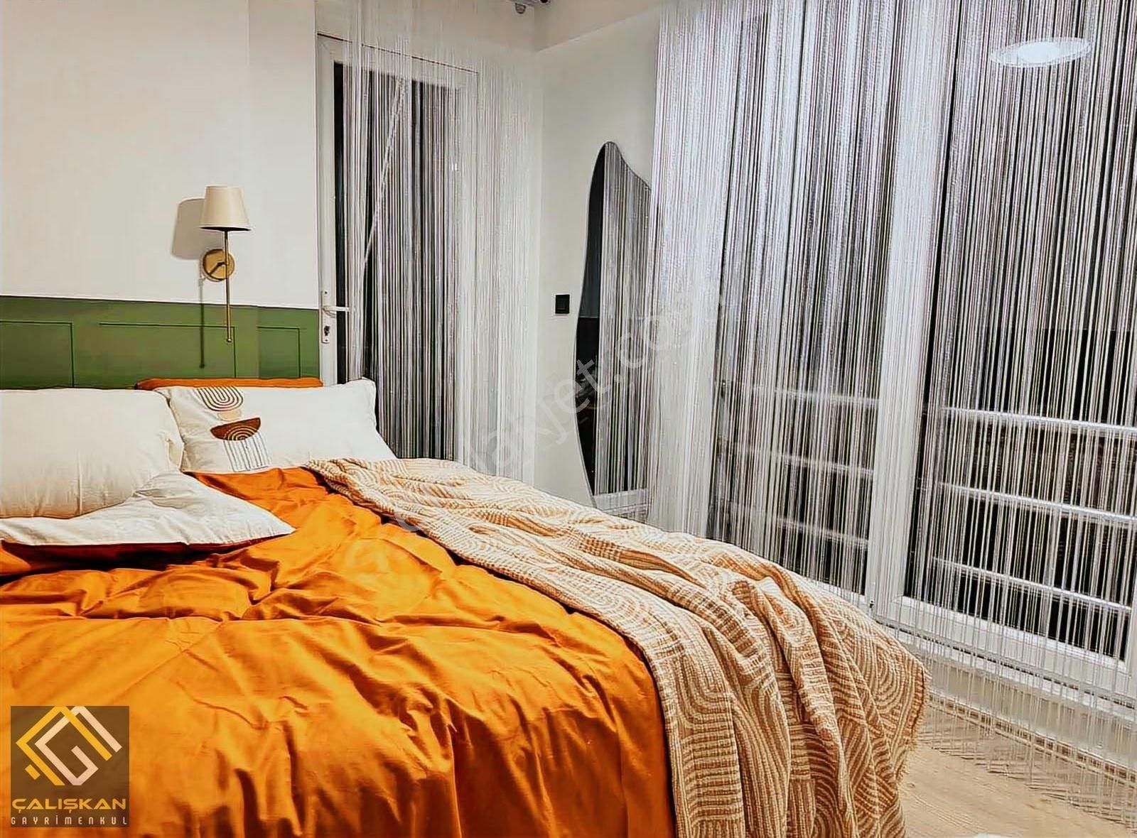 Sıfır Eşyalı/yönetimli/balkonlu/arakat/bireysel Kombili