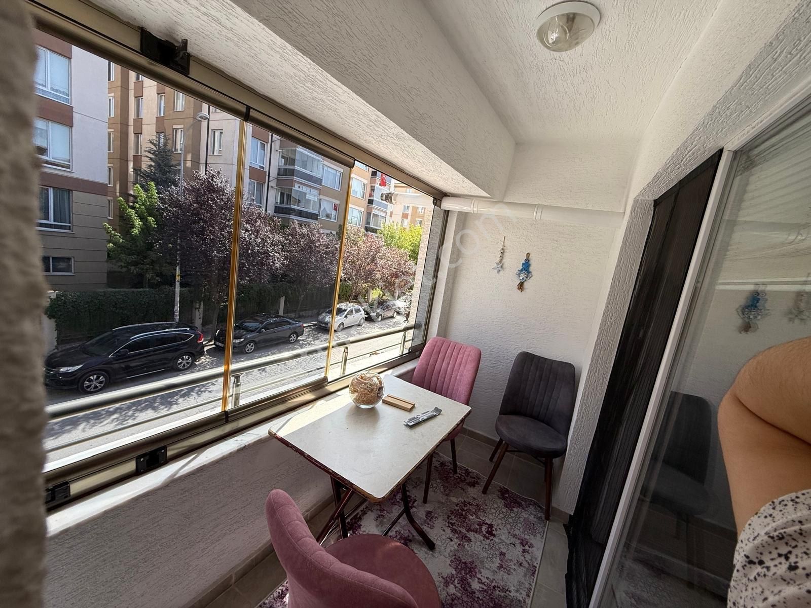 Sahibinden Merkez Konumlu Geniş Metrekareli 3+1 - Görsel 6