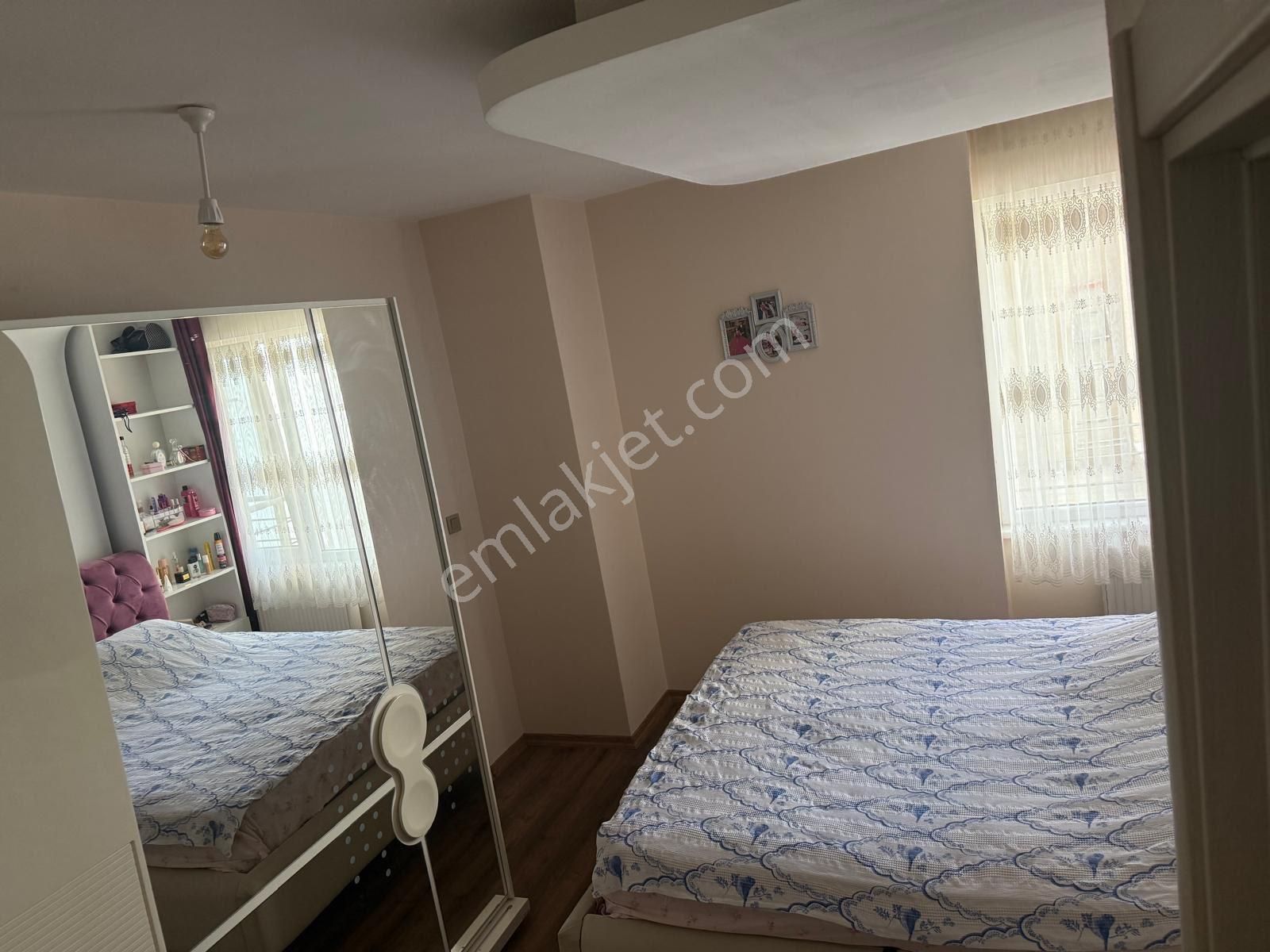 Sahibinden Merkez Konumlu Geniş Metrekareli 3+1 - Görsel 2