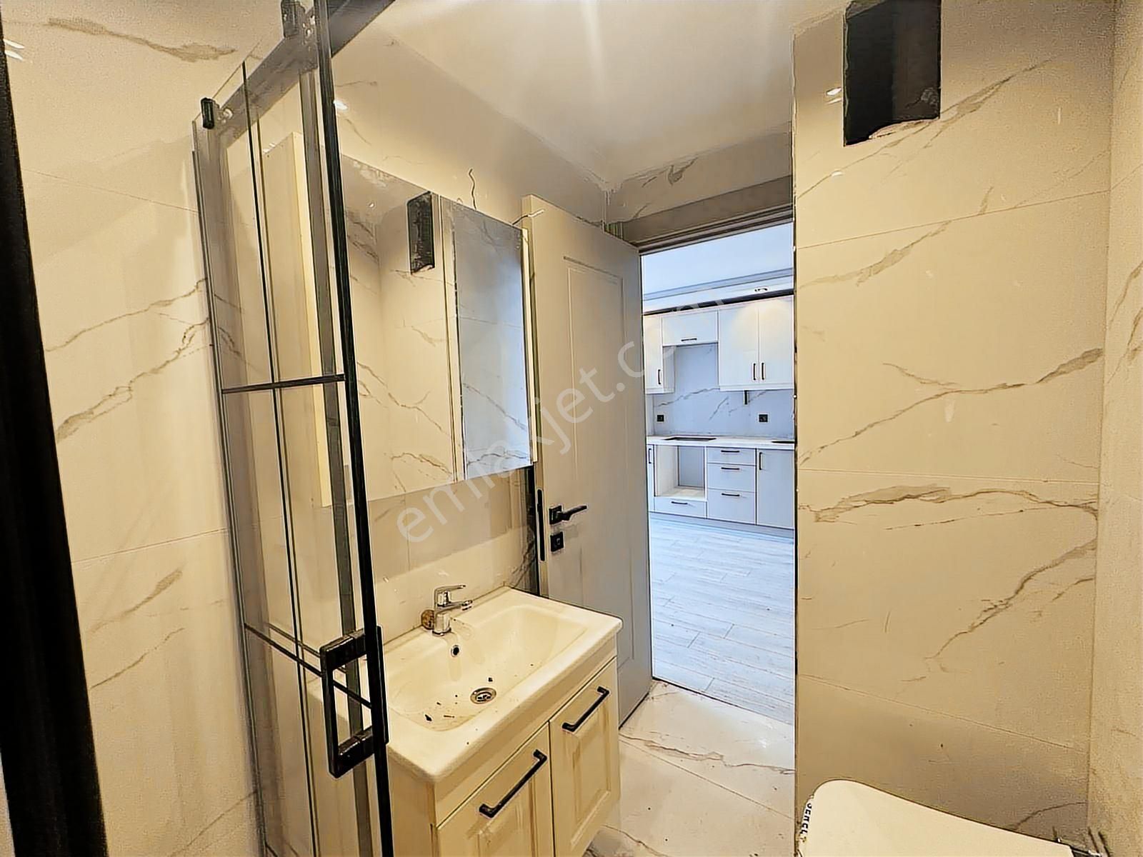 Yatırımlık Fırsat! Silahtarağa Haliç Towers'da Satılık Daire - Görsel 5