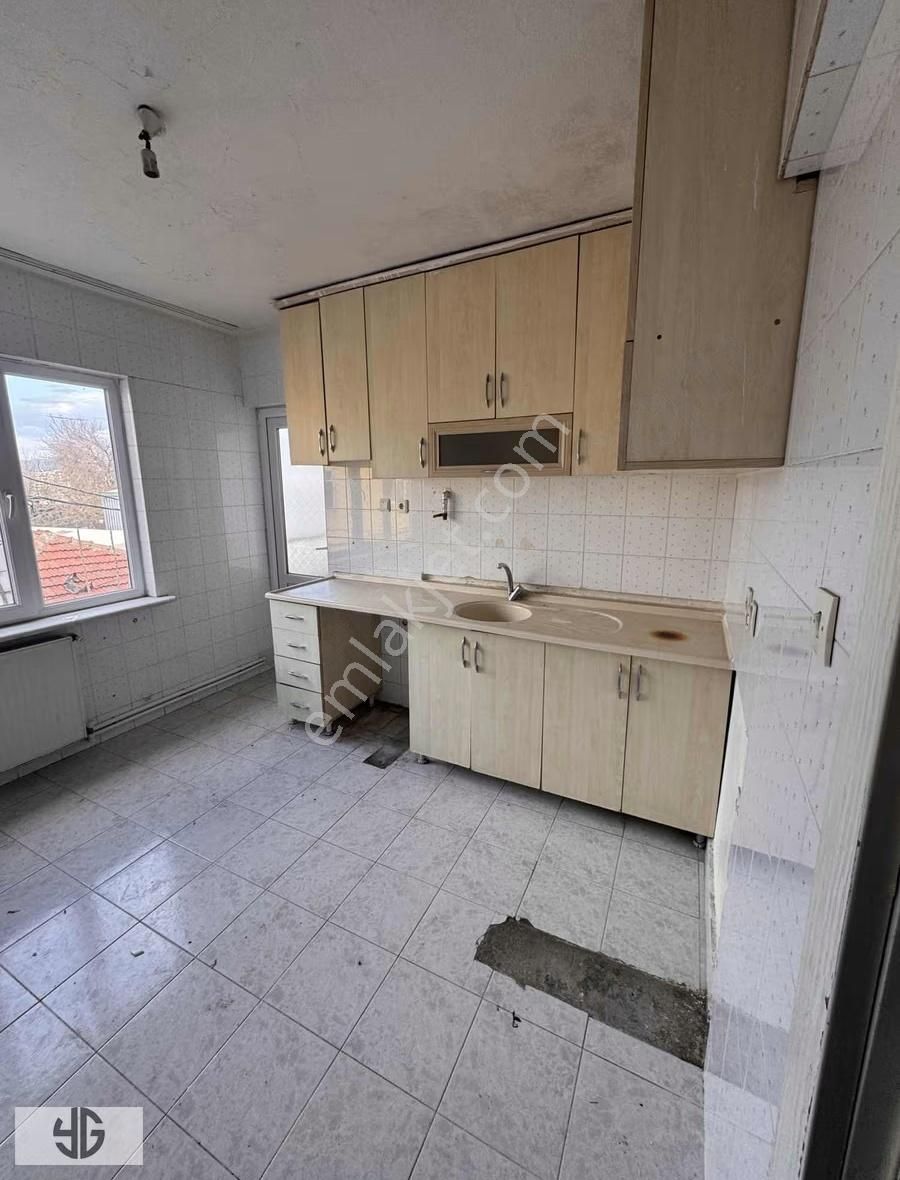 Veysel Karani Mahallesinde 2+1 Kiralık Daireler - Görsel 16