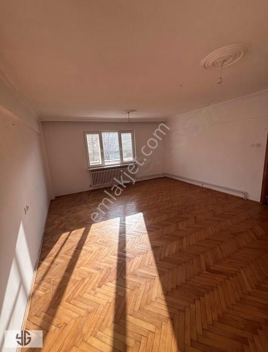 Veysel Karani Mahallesinde 2+1 Kiralık Daireler - Görsel 17